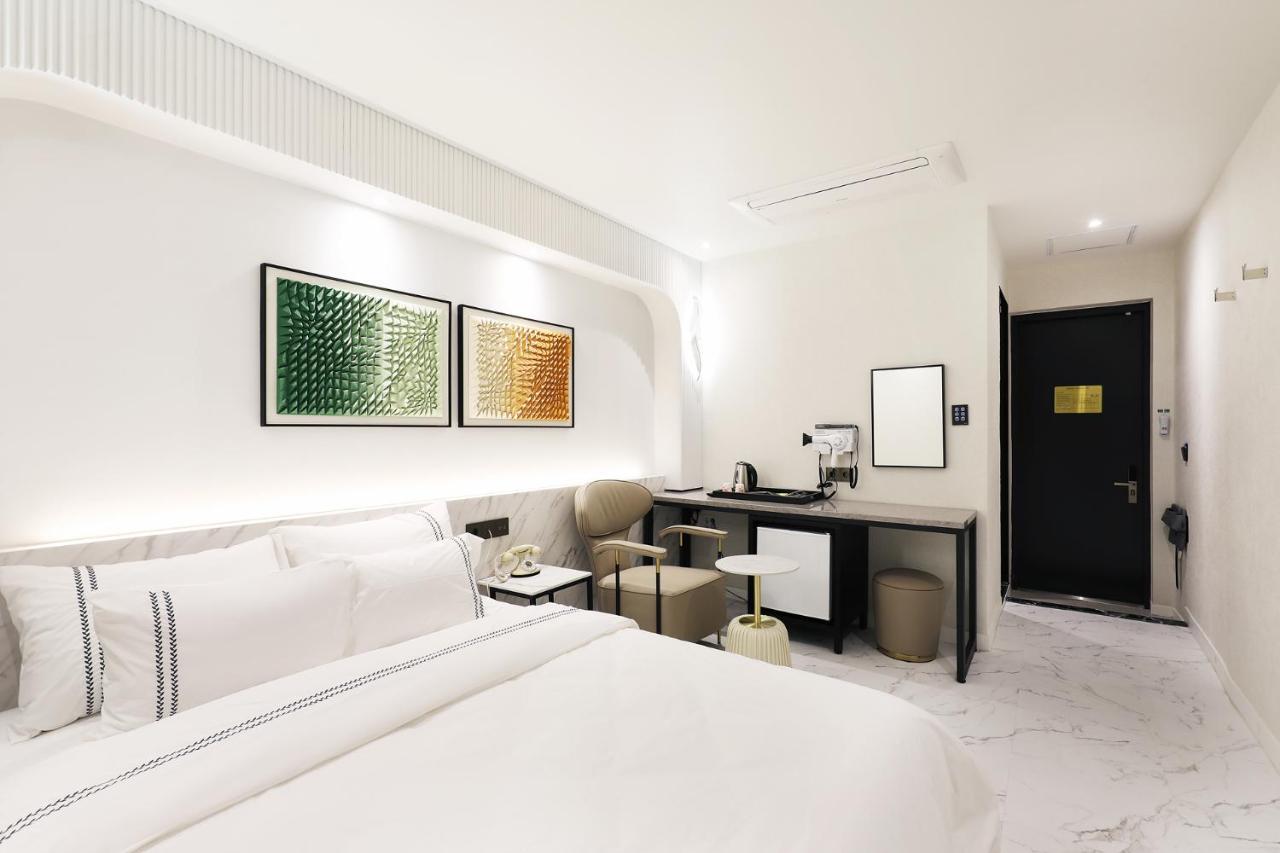 Mari Hotel Čchungdžu Exteriér fotografie
