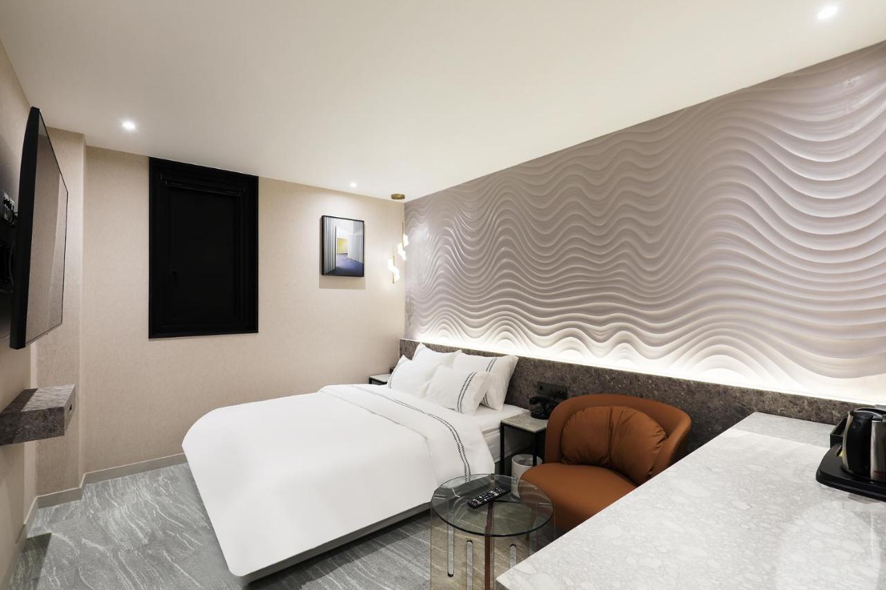 Mari Hotel Čchungdžu Exteriér fotografie