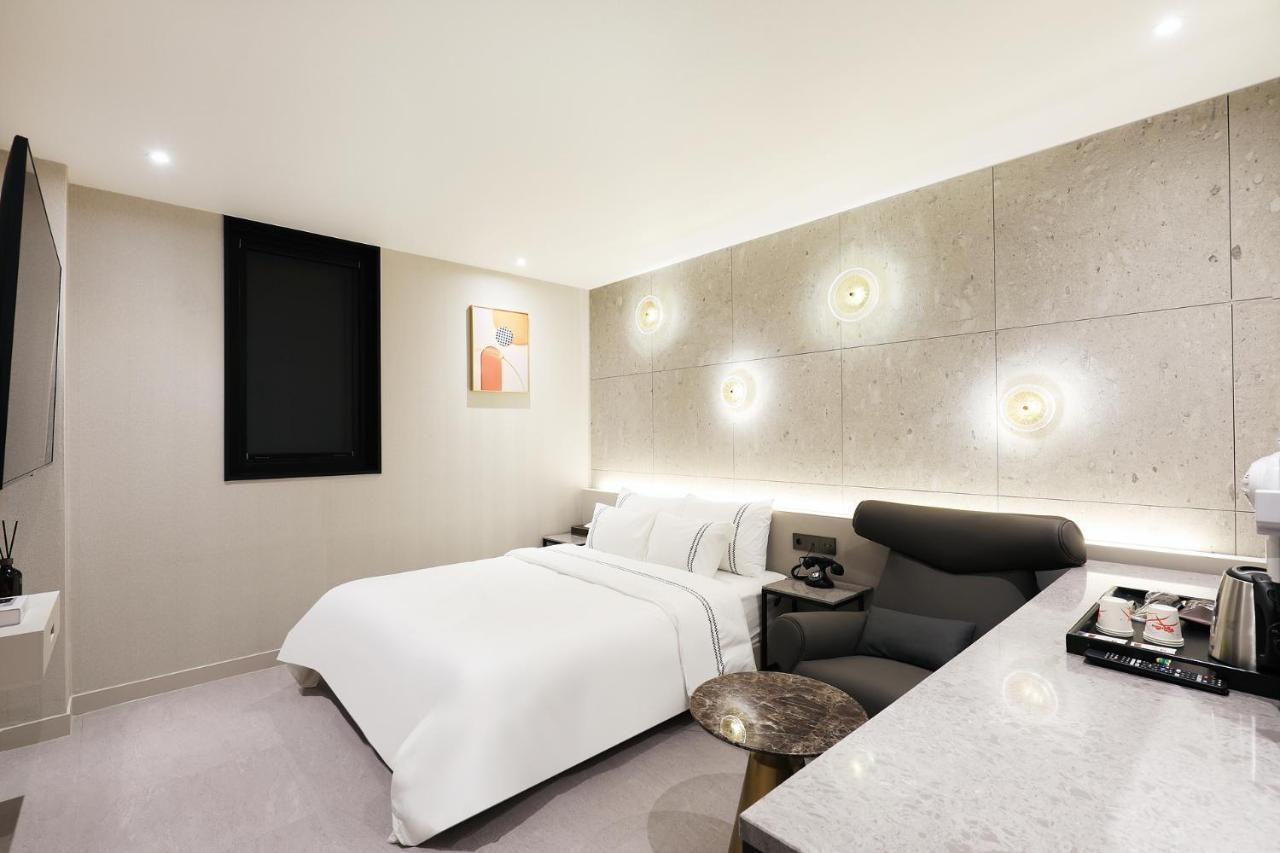 Mari Hotel Čchungdžu Exteriér fotografie