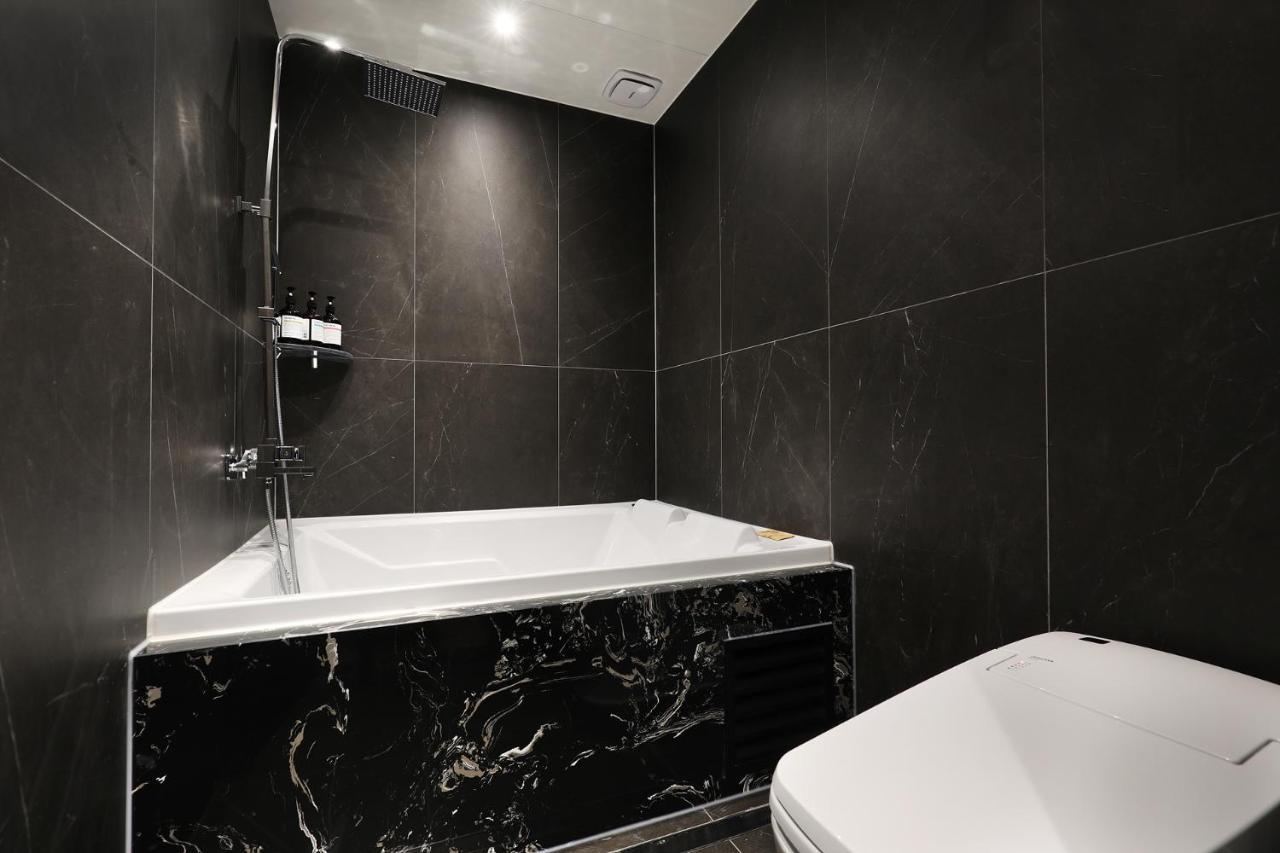 Mari Hotel Čchungdžu Exteriér fotografie